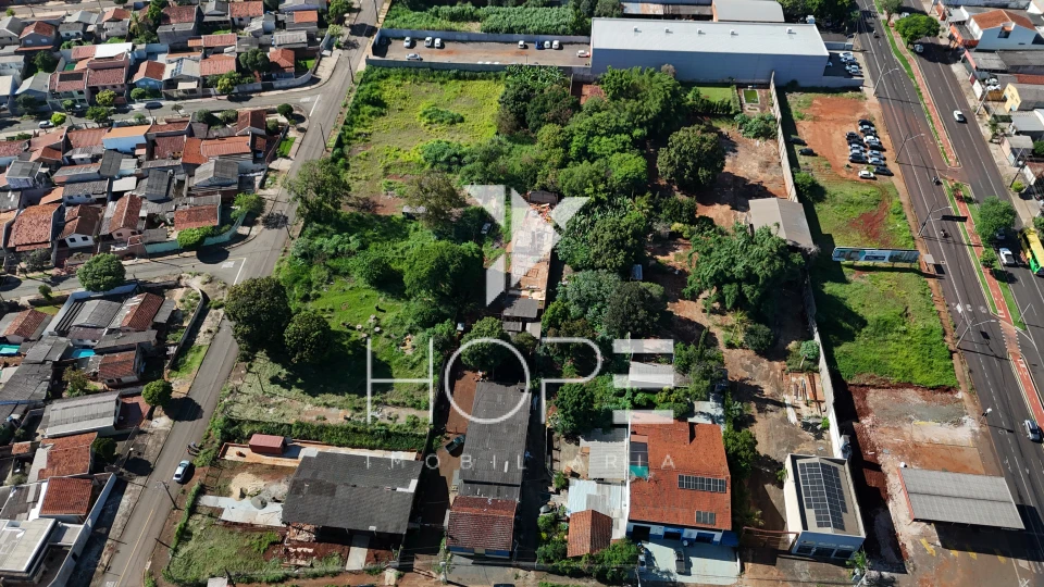 Terreno comercial à venda – aprox. 11.000 m² – Av. da Liberdade – Londrina/PR