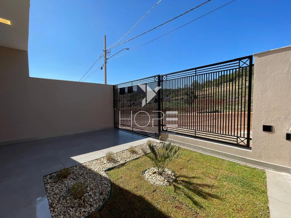 Imagens do imóveis Casa à venda com 79m² - 2 quartos (1 suíte) - 2 vagas - Parque do Vale - Ibiporã/PR