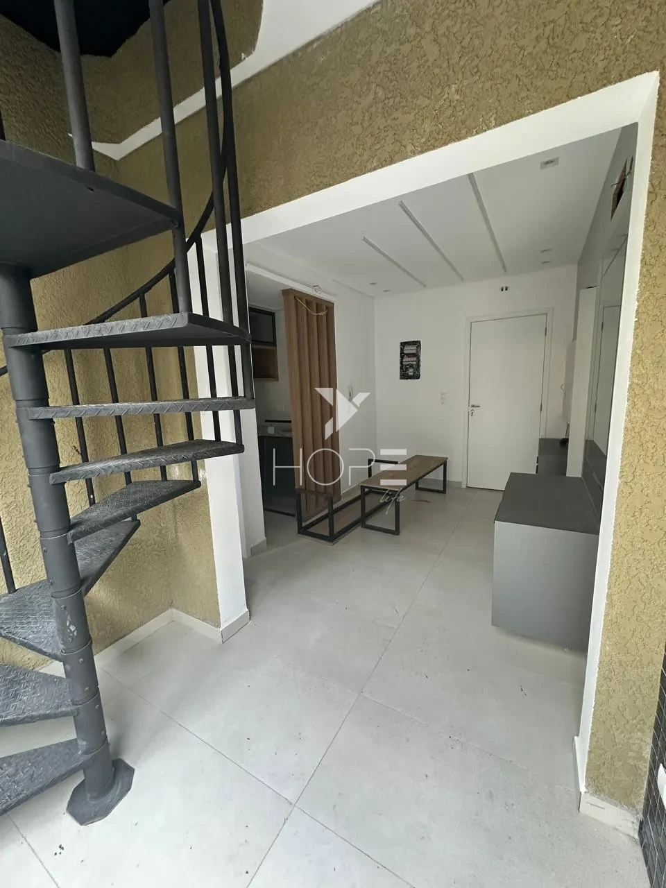 Imagens do imóveis Cobertura duplex à venda em Matinhos, Centro, com 91 m², 2 quartos, área gourmet e 1 vaga de garagem - Aceita permuta por imóvel em Londrina/PR.