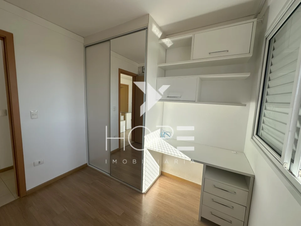 Apartamento à venda  – Edifício Vernazza Residenziale – Vila Ipiranga – Londrina/PR