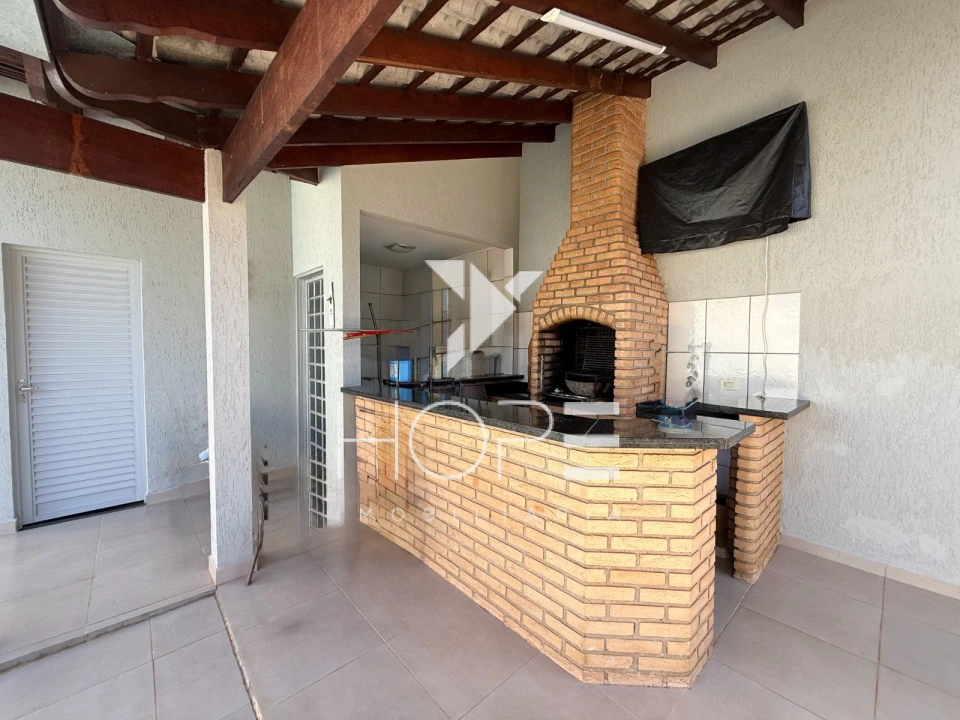 Casa à venda – 3 quartos – 180 m² – Jardim Brasília – Londrina/PR