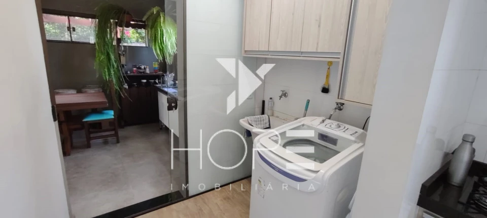 Casa à venda – 151 m² de área total – 72 m² privativos – Condomínio Estância Cabral – Cambé/PR