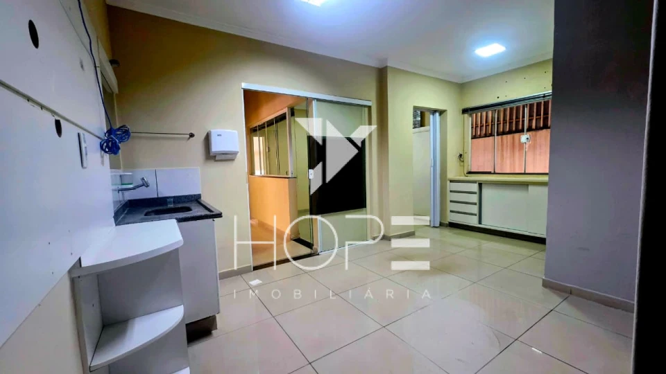 AMPLO ESPAÇO COMERCIAL  A VENDA - CENTRO - LONDRINA