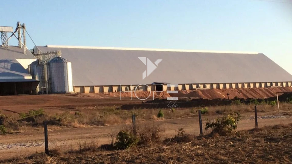 Imagens do imóveis Fazenda à venda 39.000 hectares dupla aptidão com armazém e pista de pouso – região de Confresa – Mato Grosso