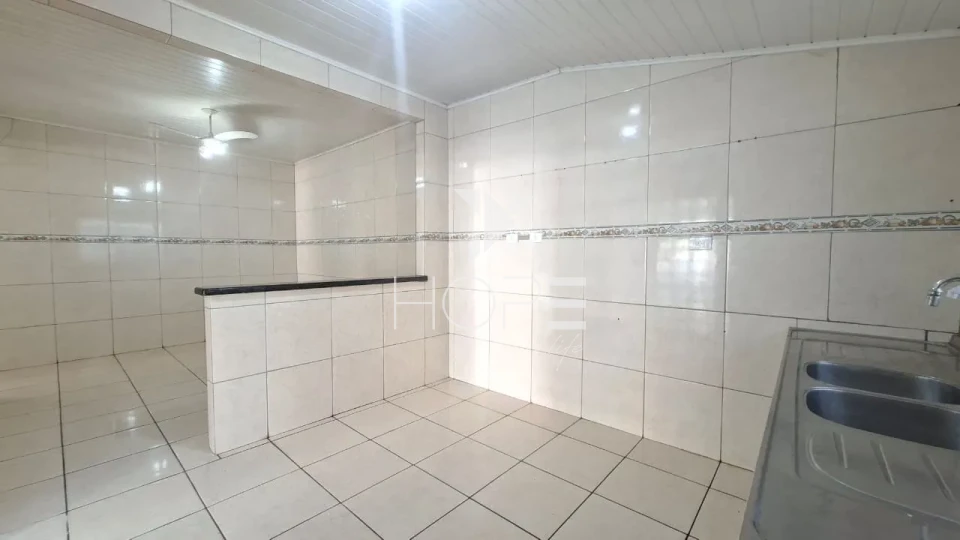 Imagens do imóveis Casa com edícula para locação com 200m² - 3 quartos (1 suíte) - 2 vagas - Conjunto Milton Gavetti - Zona Norte - Londrina PR