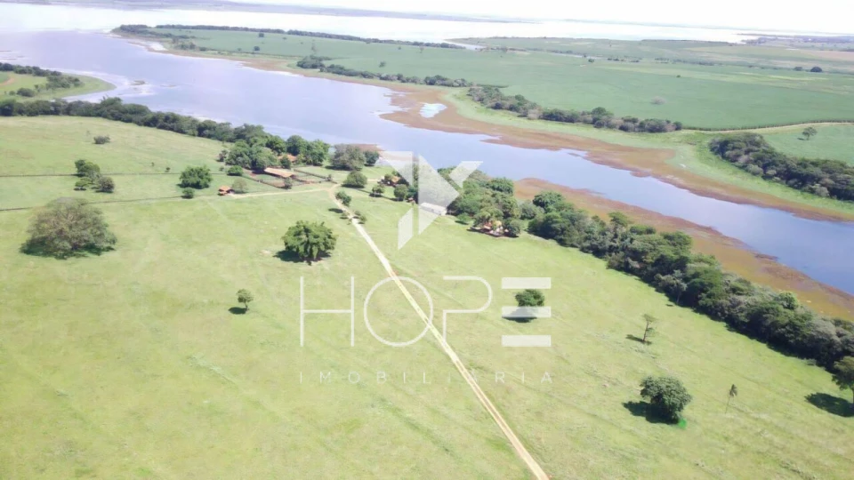 Imagens do imóveis Fazenda à Venda em Santo Antônio do Aracanguá/SP – 203 Alqueires (491.26 ha) – Área com Estrutura Completa