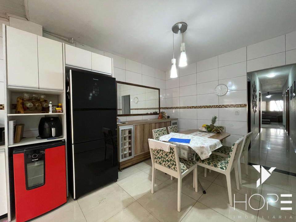 CASA TÉRREA A VENDA - 3 QUARTOS - VILA CASONI - LONDRINA