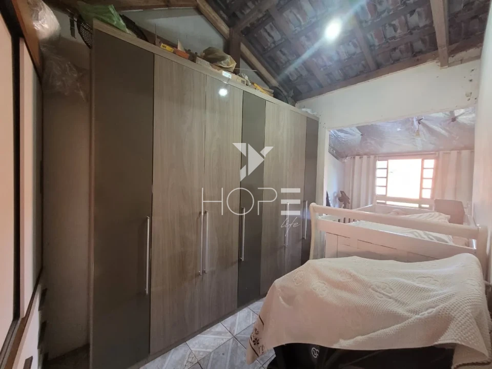 Imagens do imóveis Casa à venda com 77m² - 200m² de terreno - 2 quarto - 1 banheiro - 1 vaga - Jardim Josiane - Cambé PR