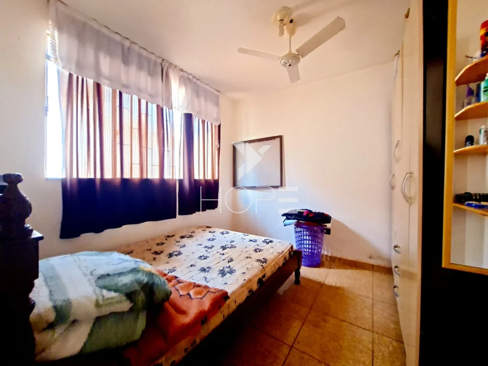 Imagens do imóveis Chácara à venda com 9.200 m² - casa com 180 m² - Estrada do Limoeiro - Londrina PR