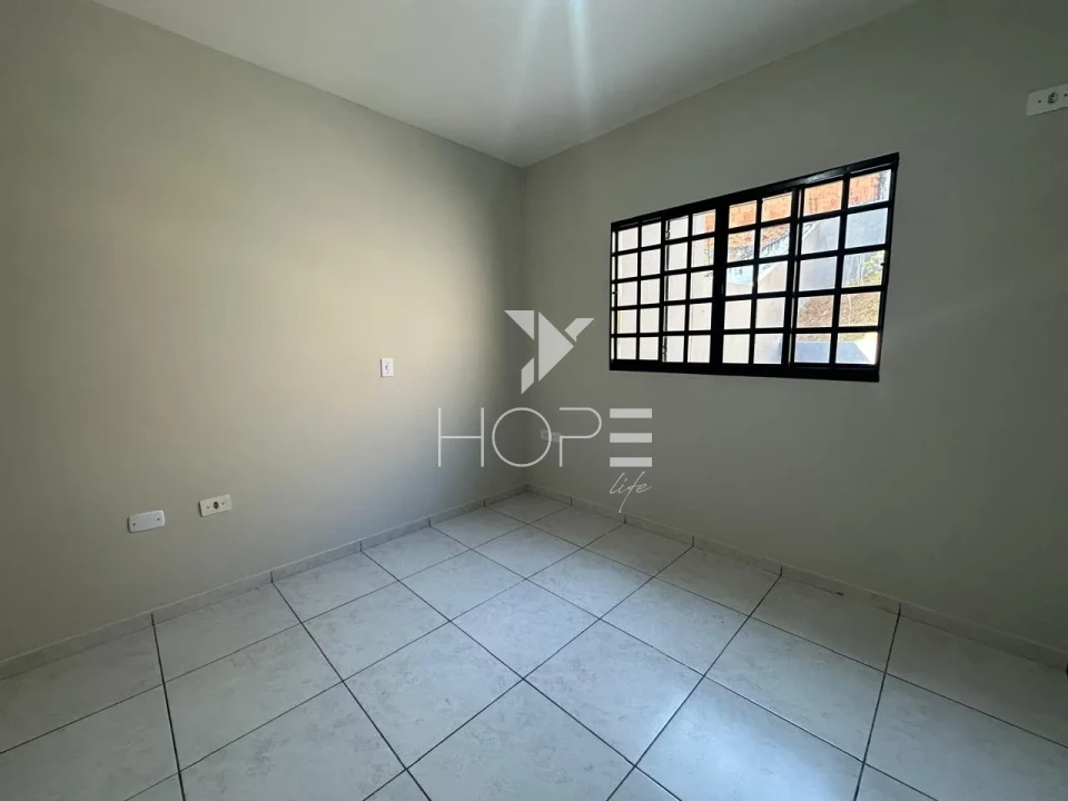 Imagens do imóveis Casa Geminada à venda  03 quartos - 67 m² com quintal - Jd. Columbia - Londrina/Pr.