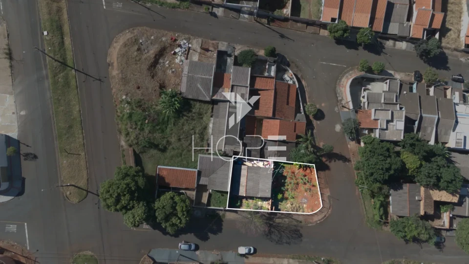 Imagens do imóveis Casa à venda com 80m² - 2 quartos - terreno de 365m² - Alto da Boa Vista - Londrina PR