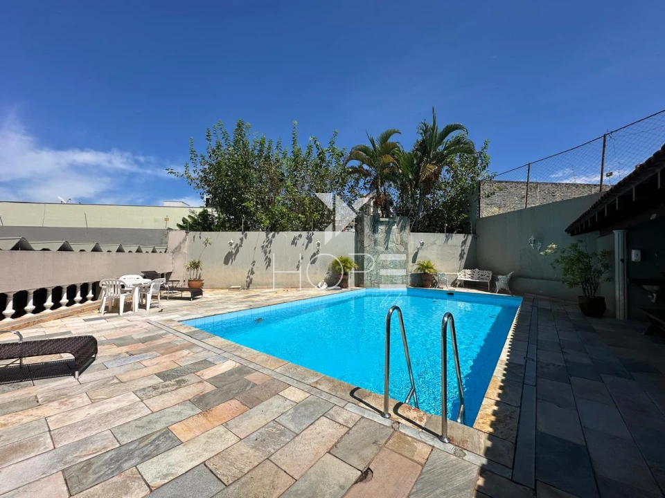 Apartamento à venda – 3 quartos – Vila Larsen 1 – Centro – Londrina/PR