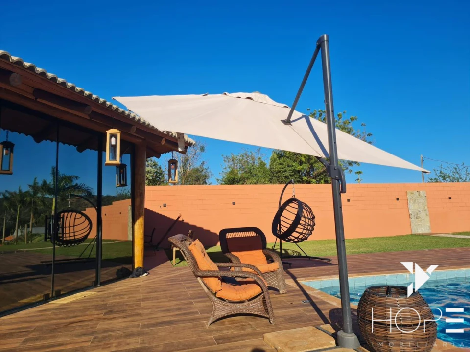 Imagens do imóveis Chácara de Alto Padrão com 2.000m², Piscina Infinita e Acabamentos Modernos