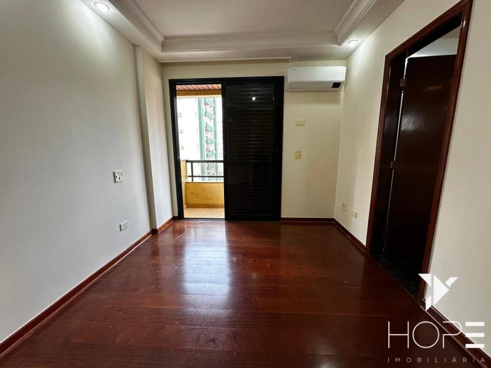 Apartamento à venda – 185 m² – Condomínio Bosque Wilmar Berbet – Gleba Fazenda Palhano – Londrina/PR
