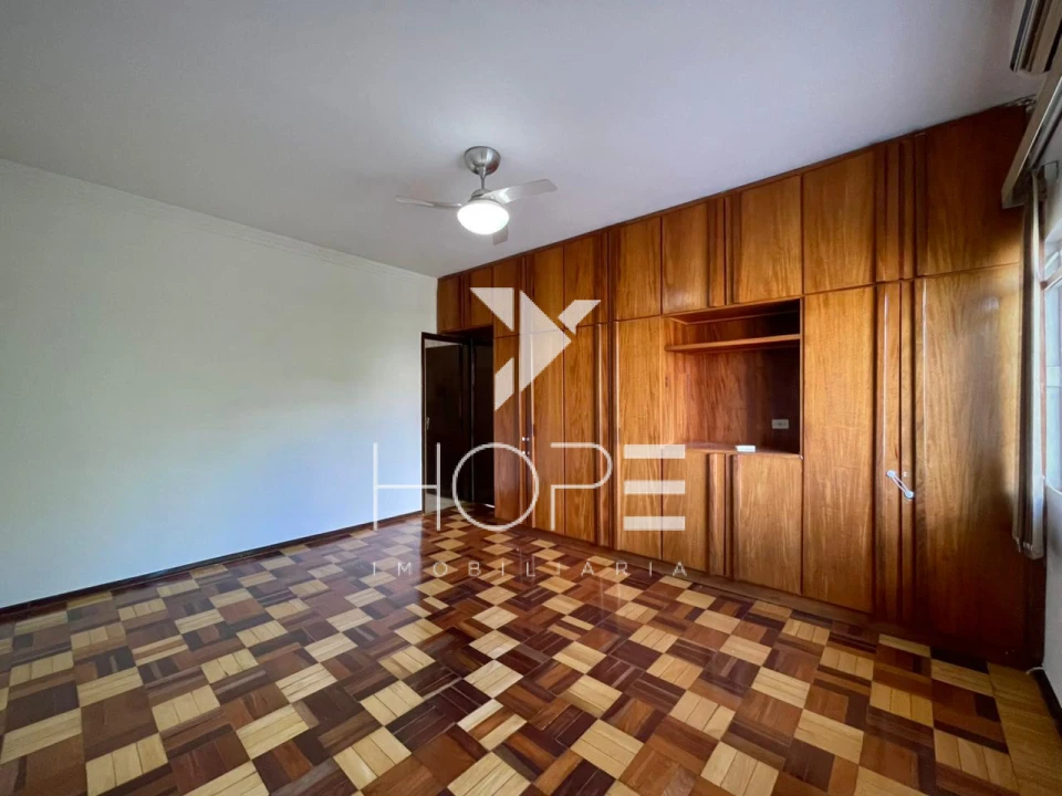 Sobrado com Edícula para Venda e Locação – 5 Quartos – Jardim Londrilar – Centro – Londrina/PR