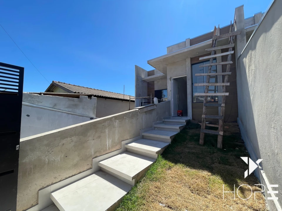 Imagens do imóveis Sobrado Geminado Novo à Venda – 3 Quartos (1 Suíte) – Jardim São Paulo – Cambé