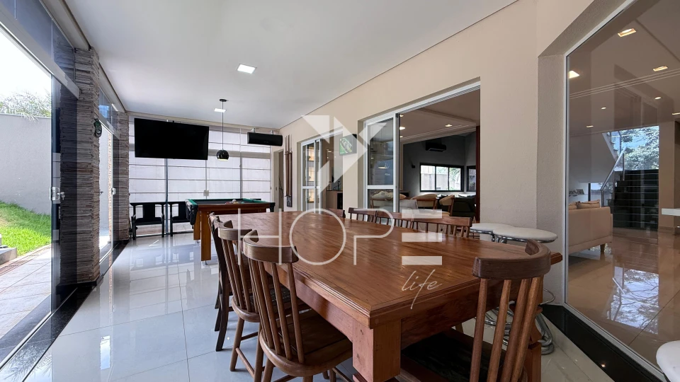 Imagens do imóveis Casa para Locação Sun Lake Residence  – 350 m² privativos – 4 quartos –  Londrina/PR