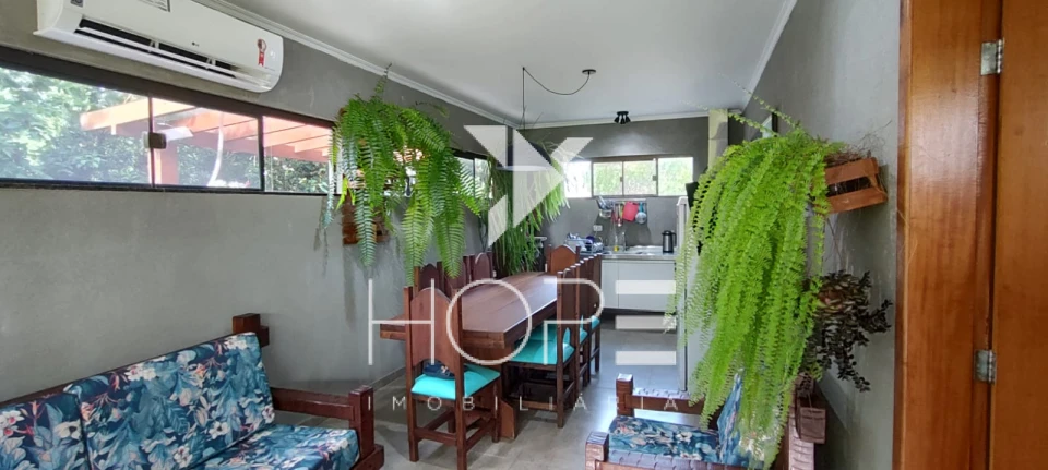 Casa à venda – 151 m² de área total – 72 m² privativos – Condomínio Estância Cabral – Cambé/PR