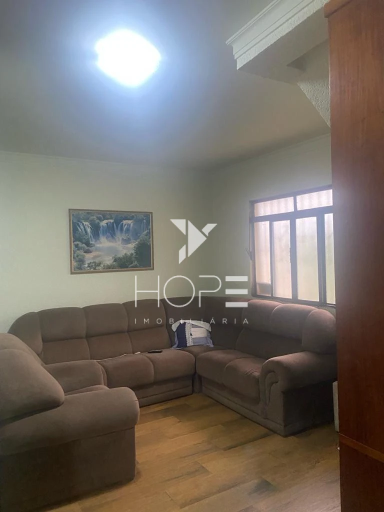 Sobrado à Venda - 6 Quartos – 306 m² de terreno – Portal de Versalhes 2 – Zona Oeste – Londrina/PR