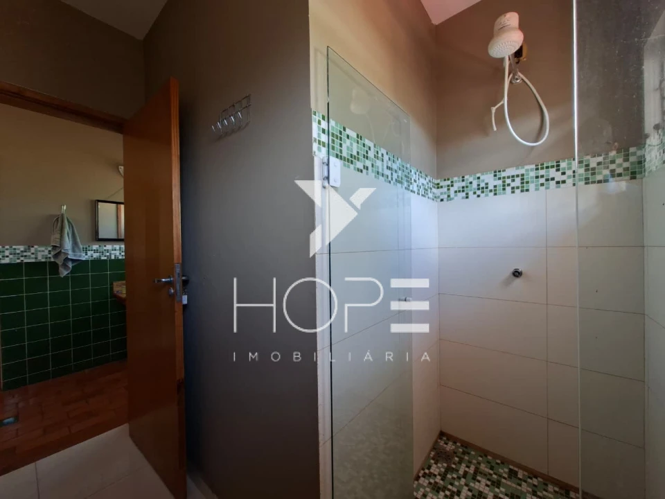 Imagens do imóveis Chácara de Alto Padrão à Venda – 2 Casas – Acesso ao Rio Paranapanema – Alvorada do Sul/PR