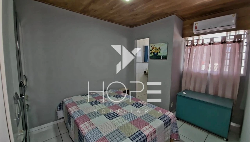 Sobrado à venda na Zona Norte de Londrina – 3 quartos