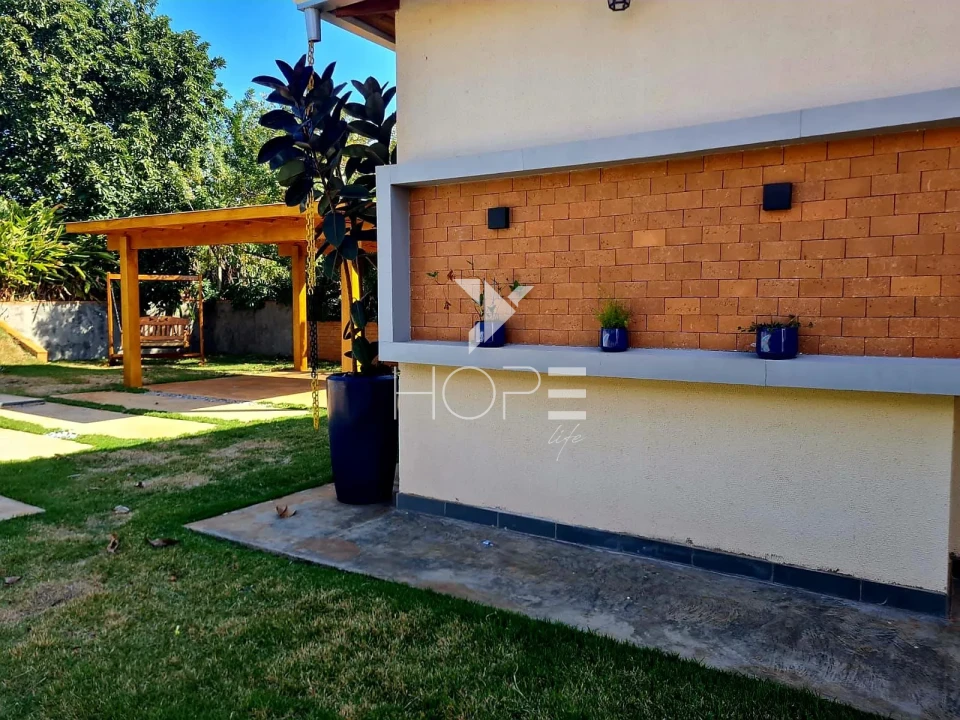 Imagens do imóveis Condomínio de Chácaras Itaúna - chácara à venda com 2500m² - 4 quartos - piscina - 8 vagas - Ibiporã PR