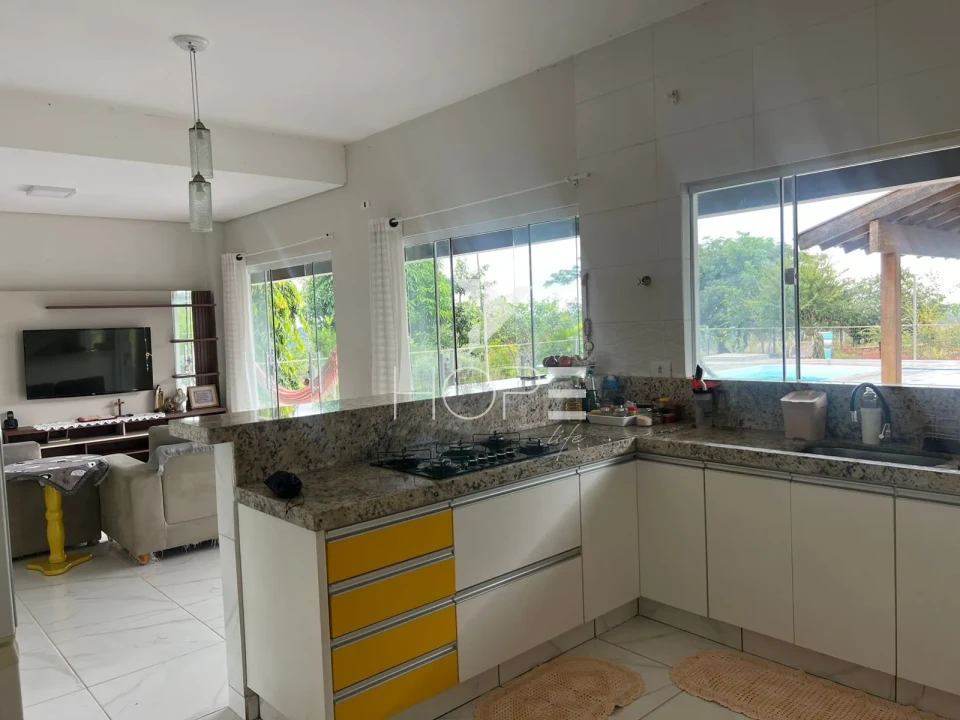 Imagens do imóveis Chácaras Itaúna - chácara em condomínio à venda com 2.500m² - 3 quartos  (1 Suite) - piscina - Ibiporã PR