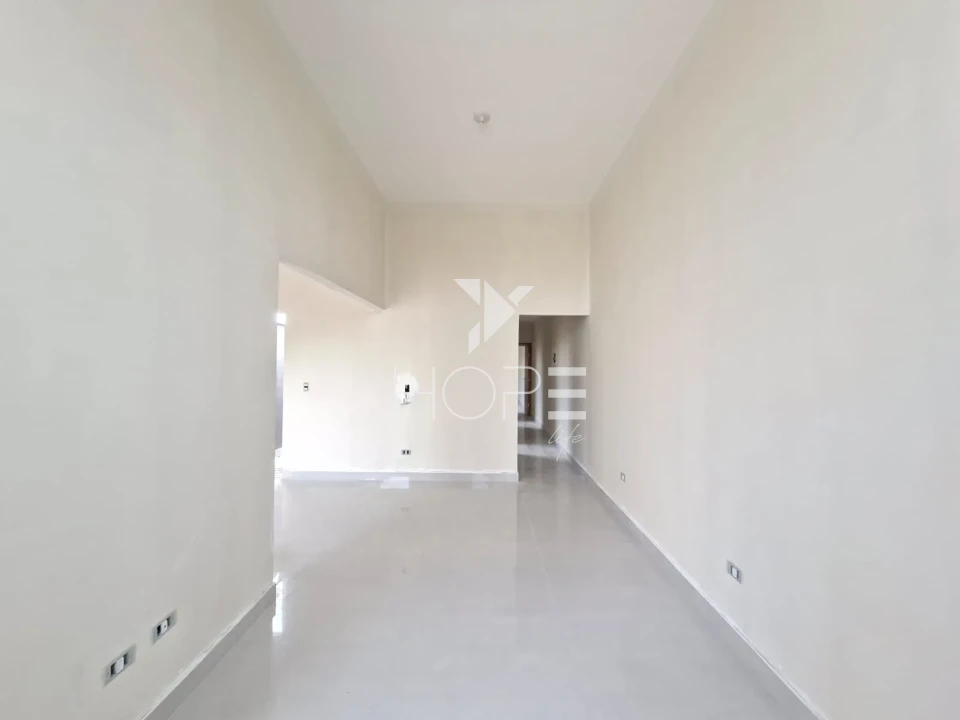 Imagens do imóveis Casa Geminada à venda com 71 m² - 3 quartos - 1 suíte - Jardim Montecatini - Zona Leste - Londrina PR