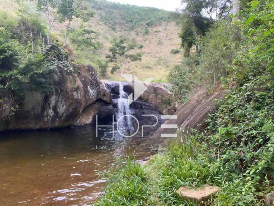 Imagens do imóveis Fazenda Produtiva à Venda - Santa Maria Madalena RJ - 456 Hectares - 146 Alqueires