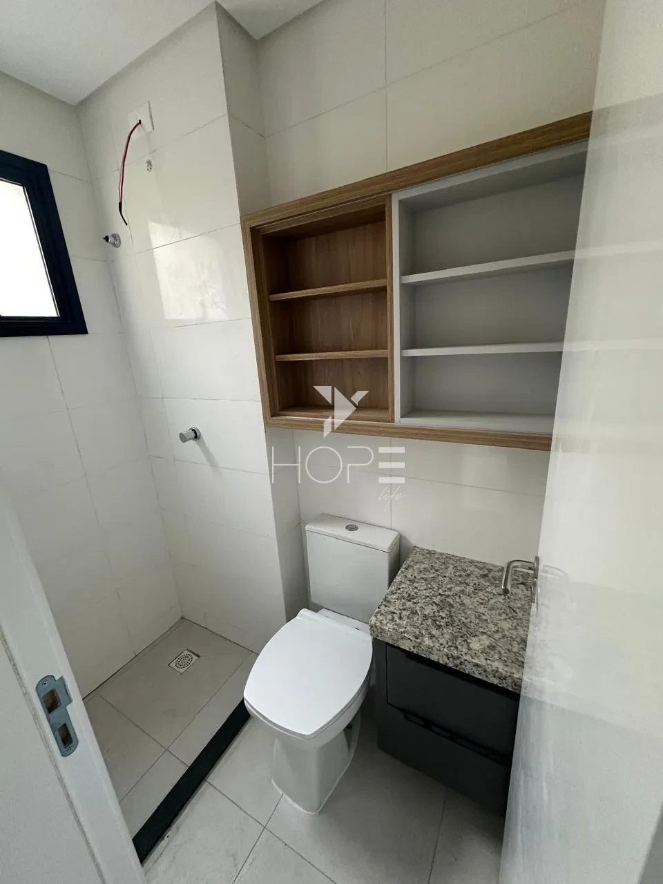 Imagens do imóveis Cobertura duplex à venda em Matinhos, Centro, com 91 m², 2 quartos, área gourmet e 1 vaga de garagem - Aceita permuta por imóvel em Londrina/PR.