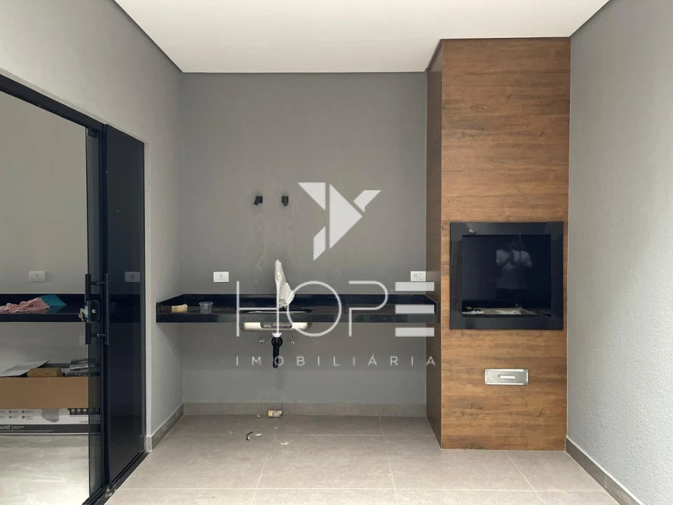 Casa à venda – 3 Quartos – Condomínio Royal Norte – Zona Norte – Londrina/PR