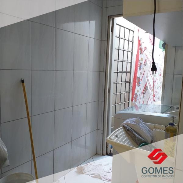 Imagens do imóveis Casa à venda com 160 m² - 3 quartos - 1 banheiro - 1 vaga - Zona Norte - Alto da Boa Vista - Londrina PR