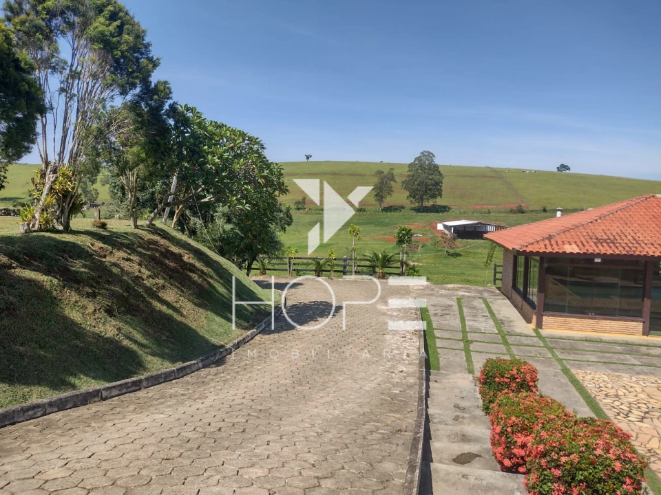 Imagens do imóveis Fazenda à venda 330 Alqueires – agricultura e pecuária estrutura completa – Vale do Paraíba – São Paulo