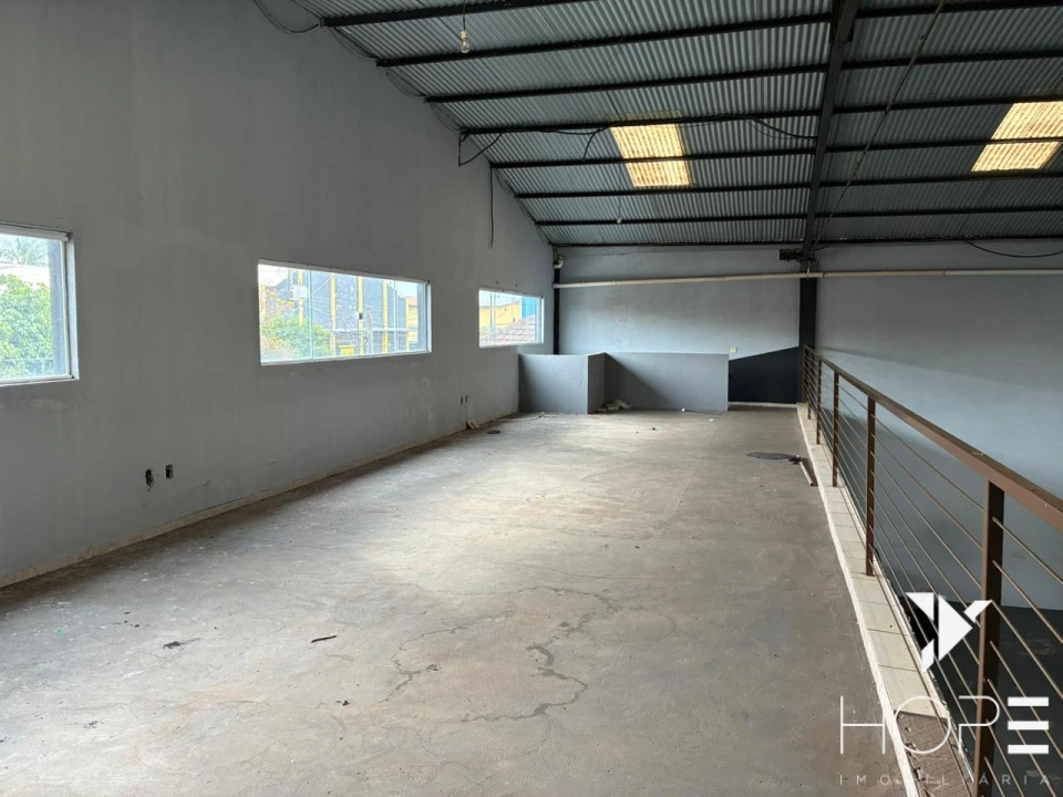 Imagens do imóveis Oportunidade comercial – Barracão 436 m² – Região Central de Londrina/PR