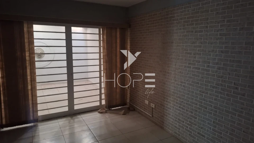 Imagens do imóveis Casa comercial para locação com 350m² - 6 salas - 5 vagas - próximo ao Hospital Evangélico - Lago Parque - Londrina PR