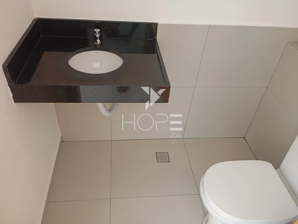 Imagens do imóveis Loja comercial para locação com 45m² - vitrine em vidro - Avenida Saul Elkind - Zona Norte - Londrina PR