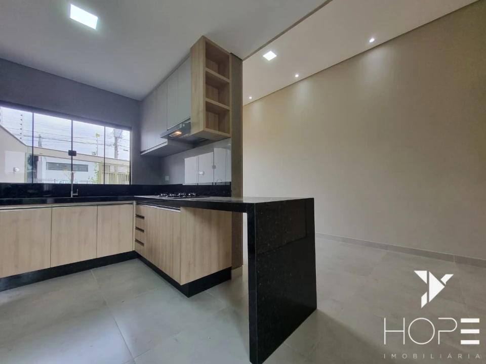 Imagens do imóveis Casa geminada assobradada à venda – 180m² – 3 Quartos com suíte – Conjunto Semiramis Barros Braga – Londrina/PR