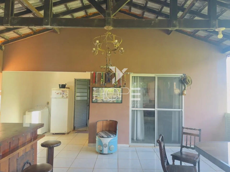 Imagens do imóveis Chácara à venda – 30.000 m² – Patrimônio Regina – Londrina/PR – Piscina e Espaço Gourmet