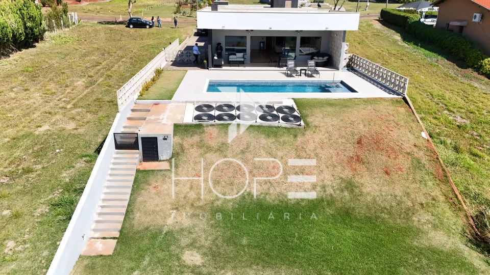 Chácara Beira-Rio de Alto Padrão à Venda – Condomínio Porto das Águas – Porecatu/PR