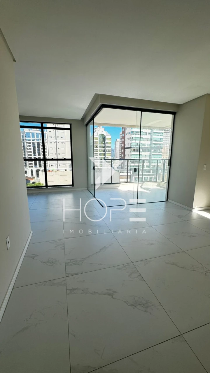 Imagens do imóveis Apartamento de Alto Padrão no Ilha de Creta – 3 Suítes, 2 Vagas e Lazer Completo