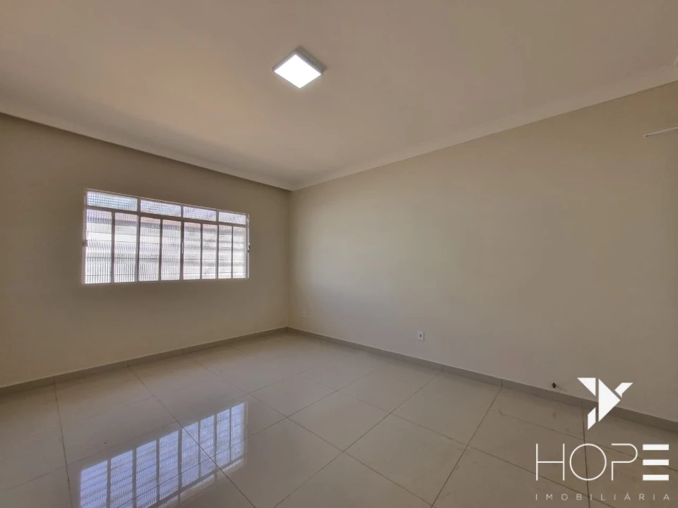 Imagens do imóveis Casa térrea à venda – 196m² – 4 quartos com suíte – Jardim Roveri – Zona Leste – Londrina/PR