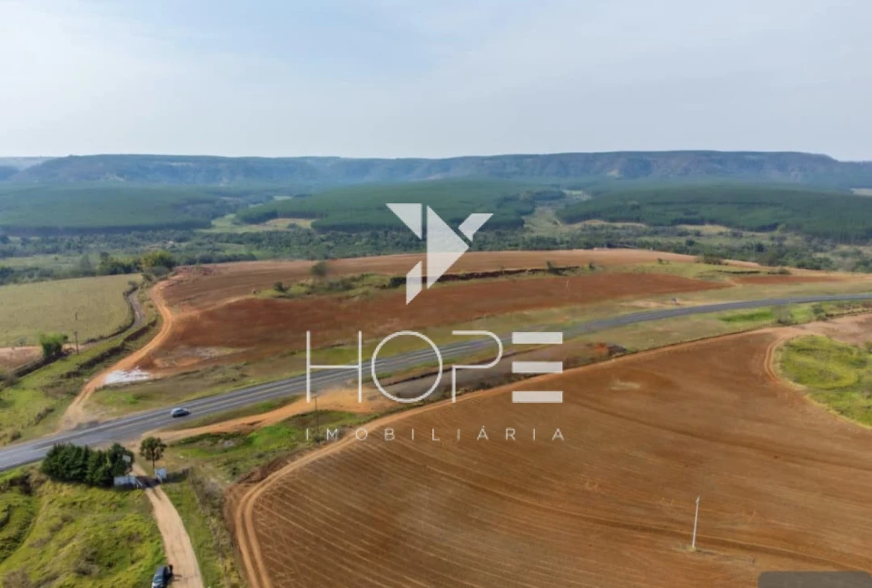 Imagens do imóveis Fazenda à Venda Proximo a Marília/SP – 190 Alqueires – abundante em Agua – Topografia Excelente