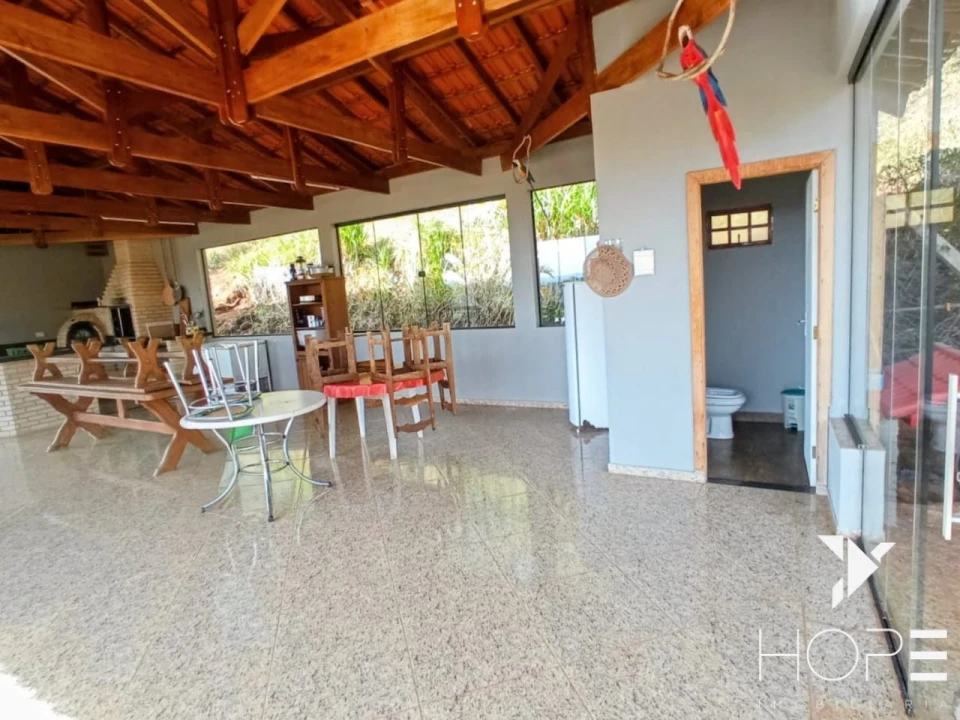 Chácara de 17.000 à Venda com Terreno Comercial – Bairro Limoeiro, Londrina/PR