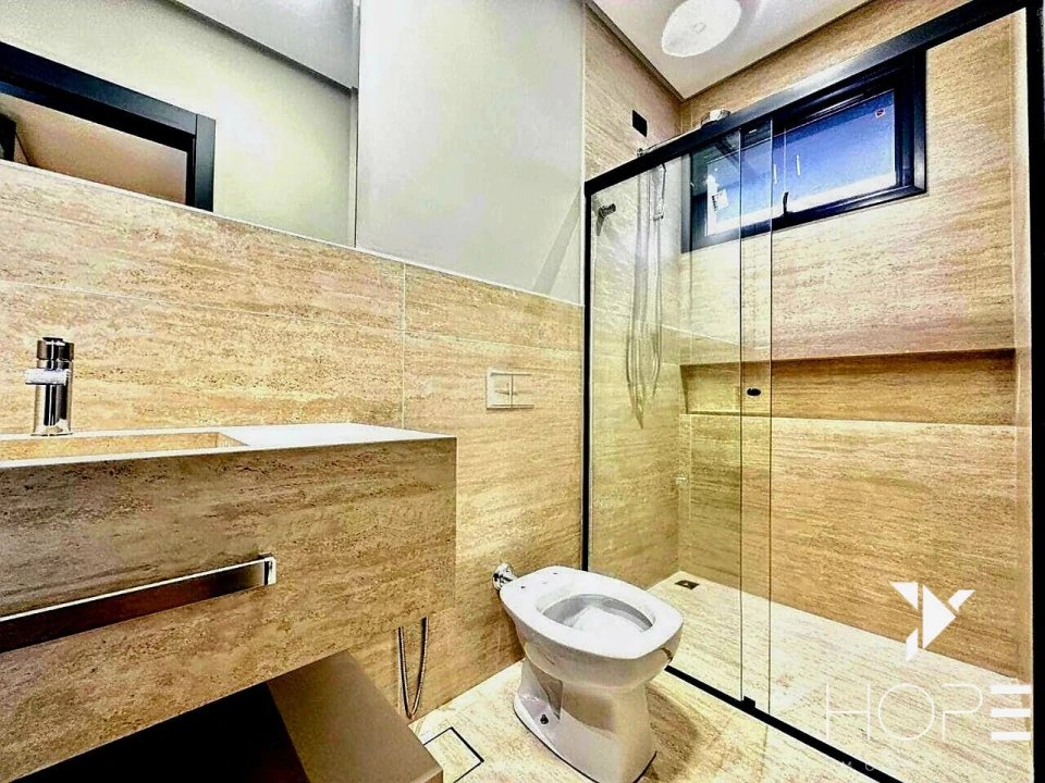 Casa com 300 m² para venda no condominio Sun Lake