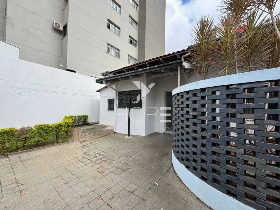 Imagens do imóveis Casa comercial com 260 m² - 6 vagas para clientes - edícula - Londrina PR