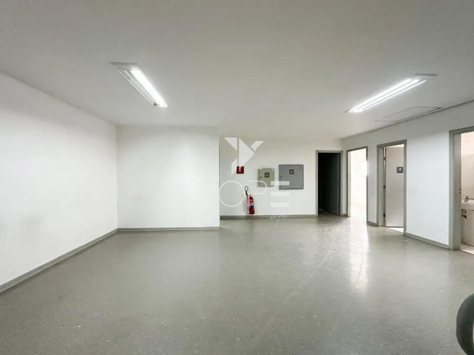 Imagens do imóveis Ponto comercial para locação com 370 m² - 10 vagas - antiga agência bancária - Av. São João - Antares - Londrina PR