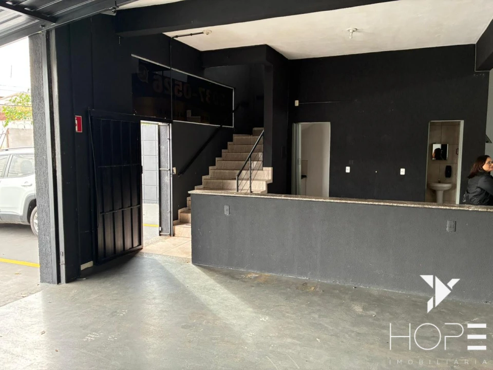 Imagens do imóveis Oportunidade comercial – Barracão 436 m² – Região Central de Londrina/PR