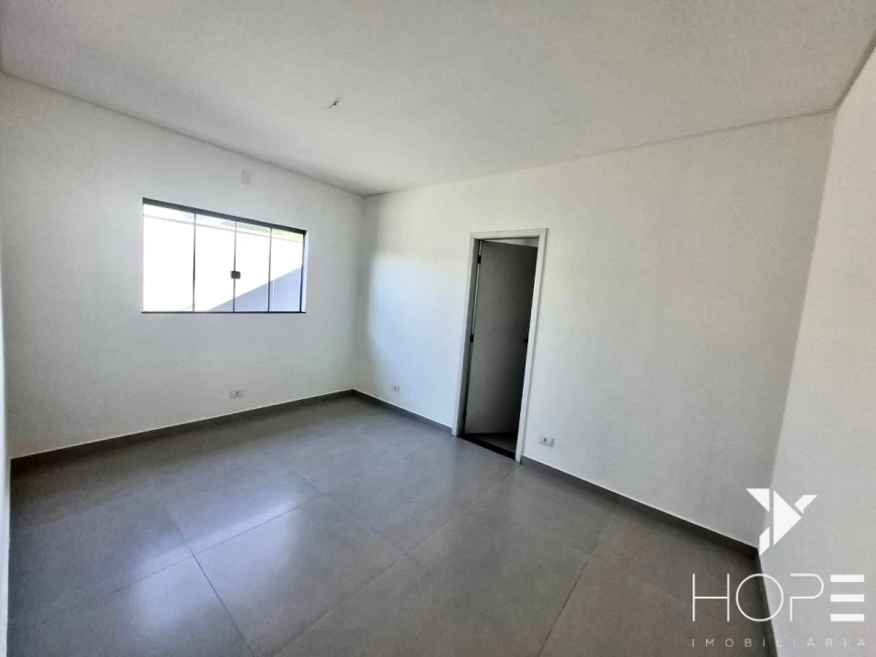 Imagens do imóveis CASA GEMINADA NO JARDIM DO COLUMBIA 3 QUARTOS SENDO 1 SUITE - ZONA OESTE