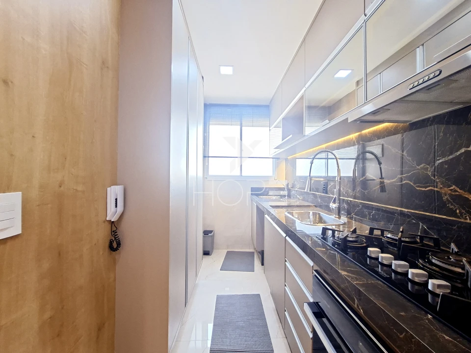 Imagens do imóveis Condomínio Lagoa Dourada - Apartamento à venda com 43m² - 2 quartos - último andar - semi mobiliado - acquaville  - Londrina PR