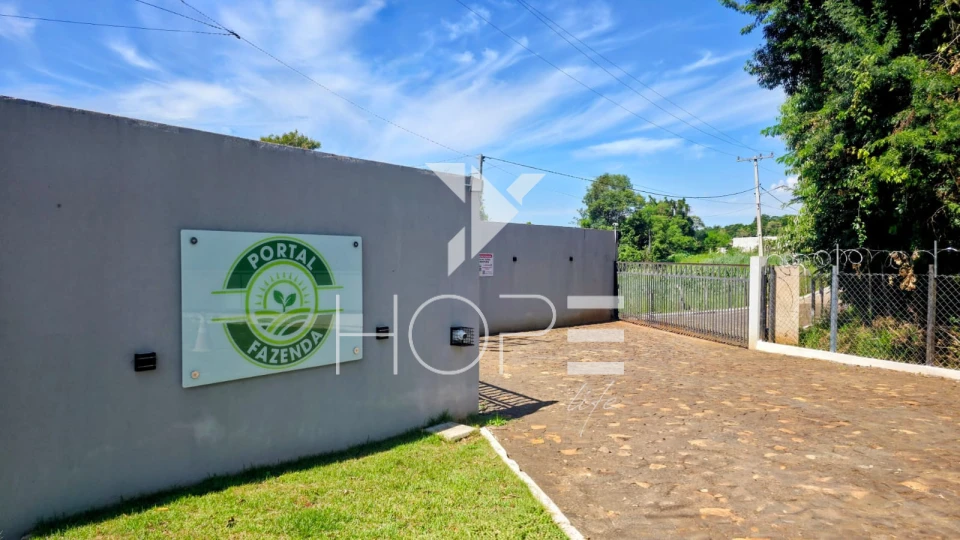 Terreno em Condominio de Chácara à Venda - Condomínio Portal Fazenda 2.484.93m²– Zona Sul  Londrina PR